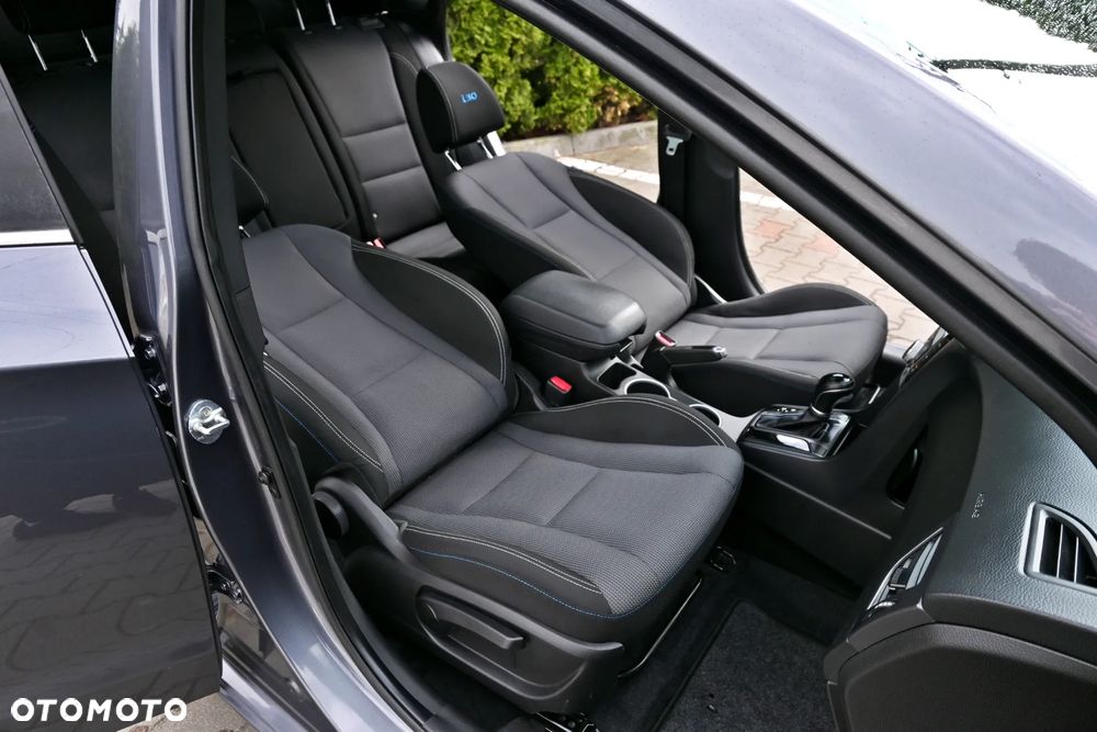 Hyundai i30 1.6 CRDI DCT Passion Plus - 27
