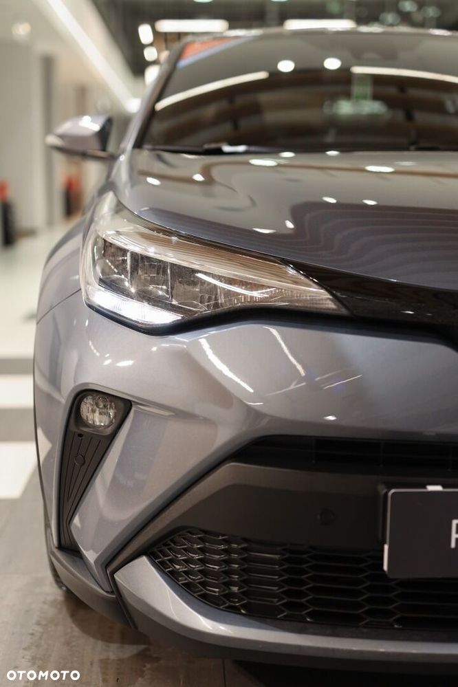 Toyota C-HR - 12