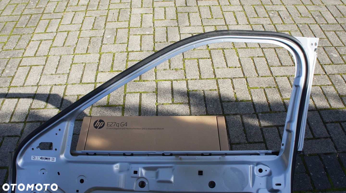 PRZEDNIE PRAWE DRZWI FORD EXPLORER VI - 8