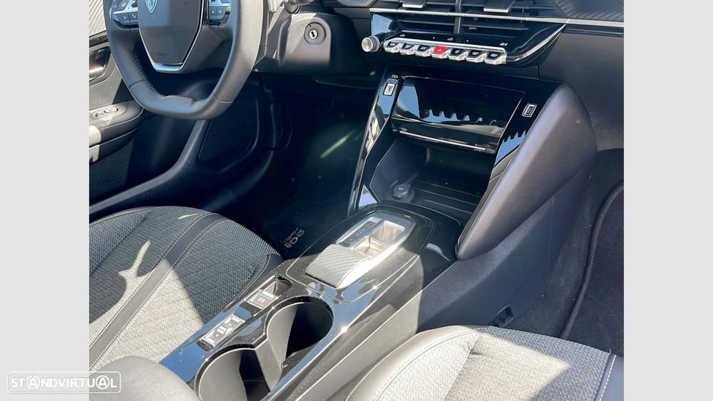 Peugeot 208 1.2 Hybrid Allure e-DCS6 - 23