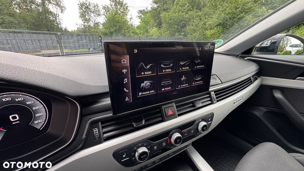 Audi A4 Avant 40 TDI quattro S tronic S line - 28