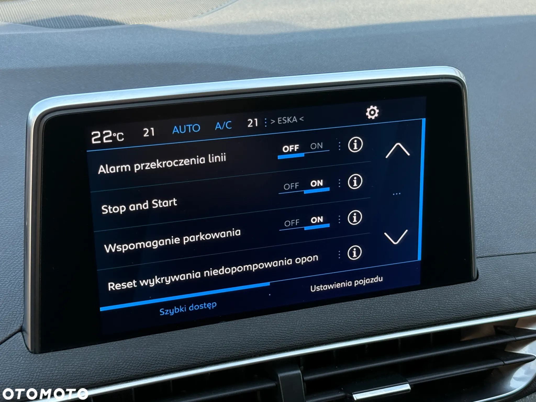 Peugeot 5008 1.5 BlueHDI Allure S&S - 19