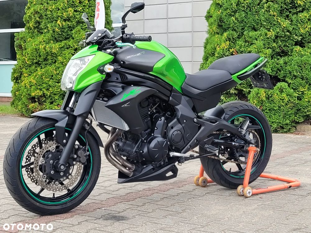 Kawasaki ER - 10