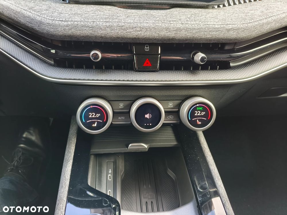 Skoda Superb 1.5 TSI mHEV Drive DSG - 23