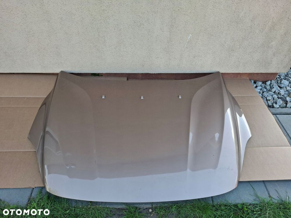 maska pokrywa volvo v40 ii oryginał ładny stan