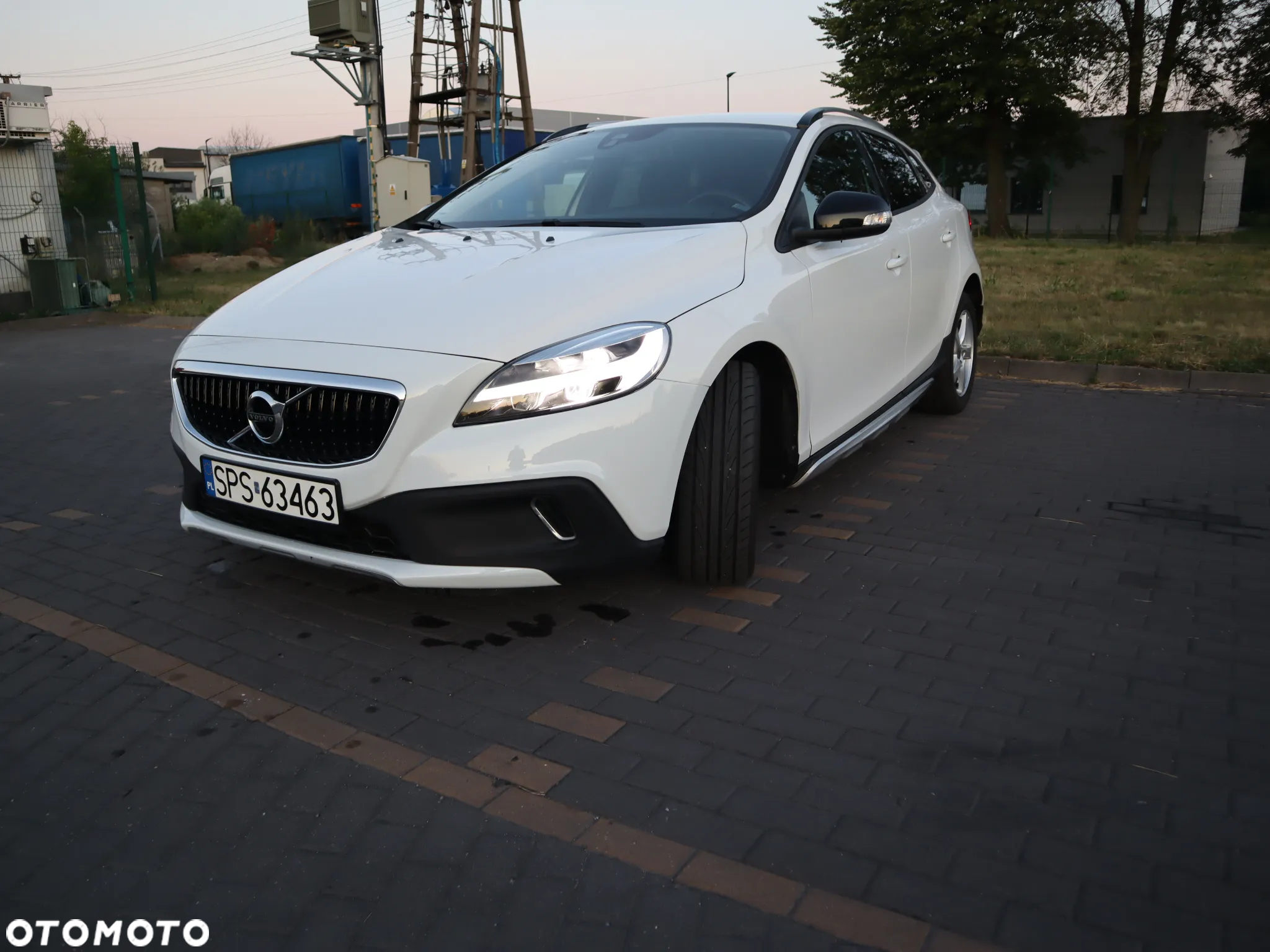 Volvo V40 Cross Country T3 Drive-E Kinetic - 5