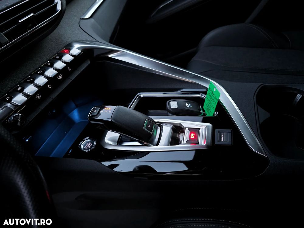 Peugeot 5008 PureTech 180 EAT8 Stop & Start GT Pack - 26