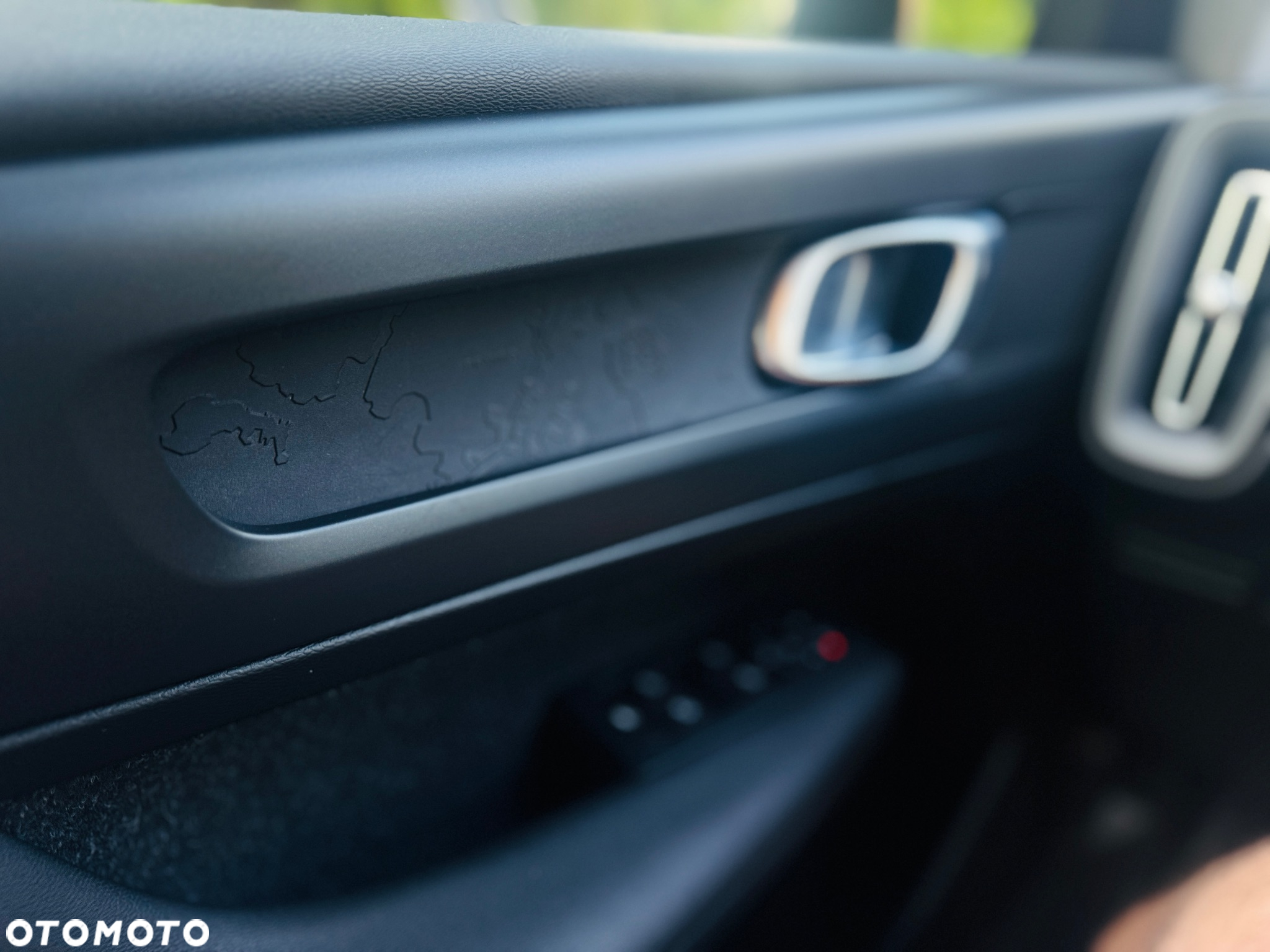 Volvo XC 40 D3 Momentum Pro - 25