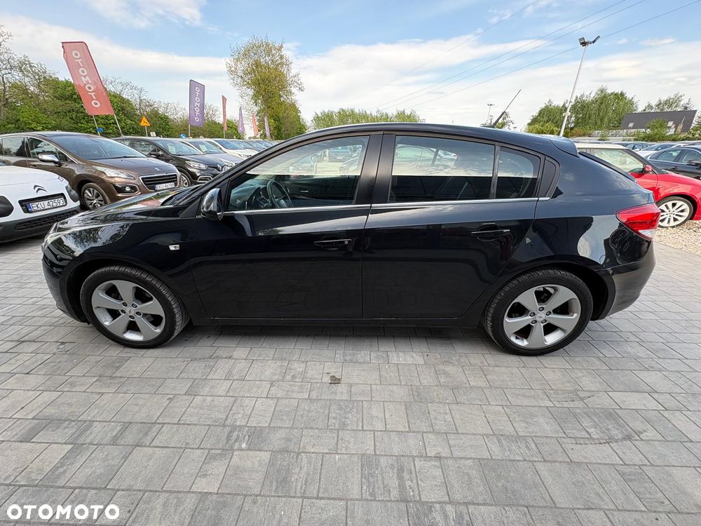 Chevrolet Cruze 1.6 - 8