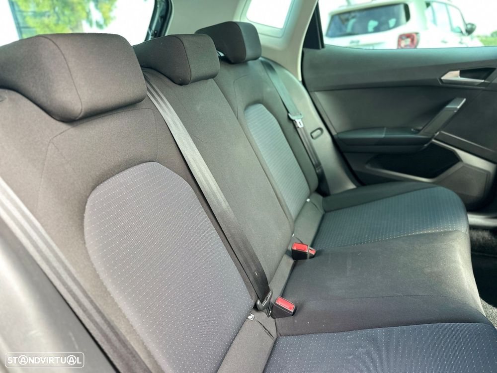 SEAT Arona 1.0 TSI Style DSG - 8
