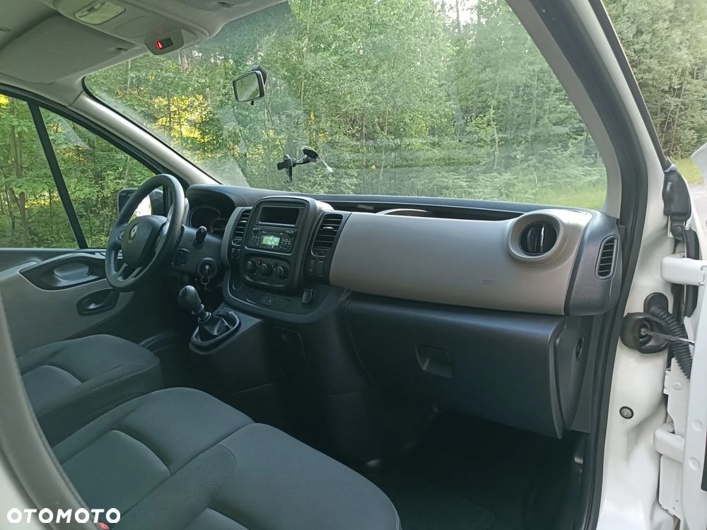 Renault Trafic - 11