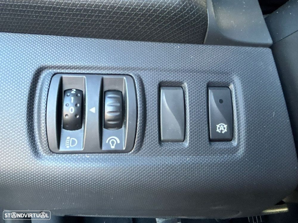 Renault Clio Sport Tourer 1.5 dCi Confort - 14