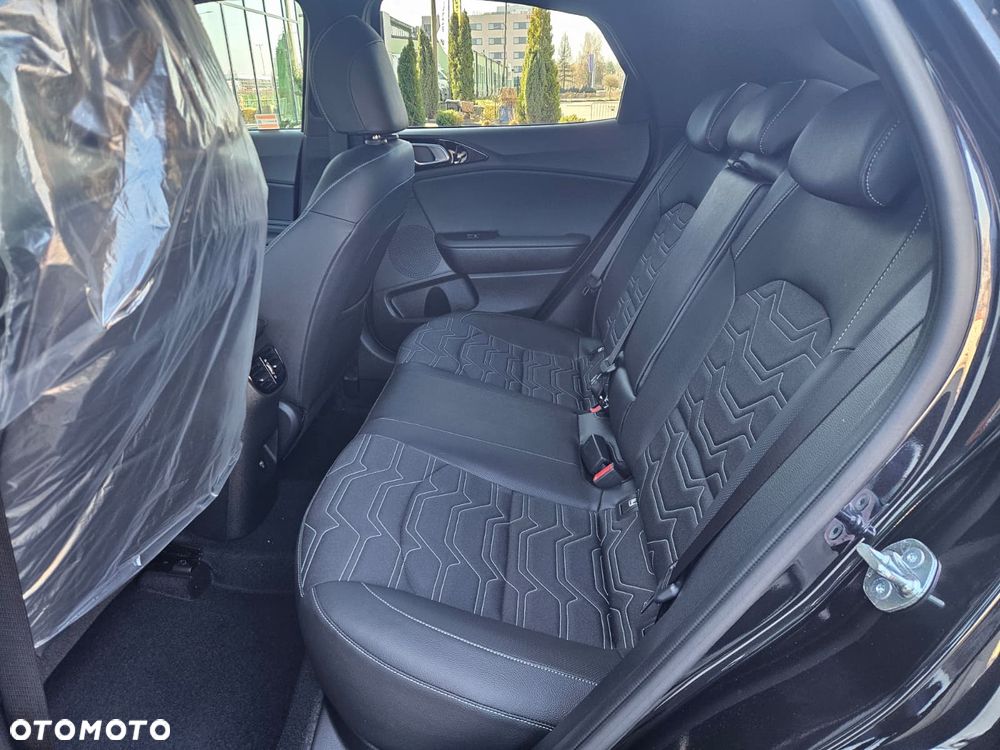 Kia XCeed 1.6 T-GDI Tribute DCT - 13