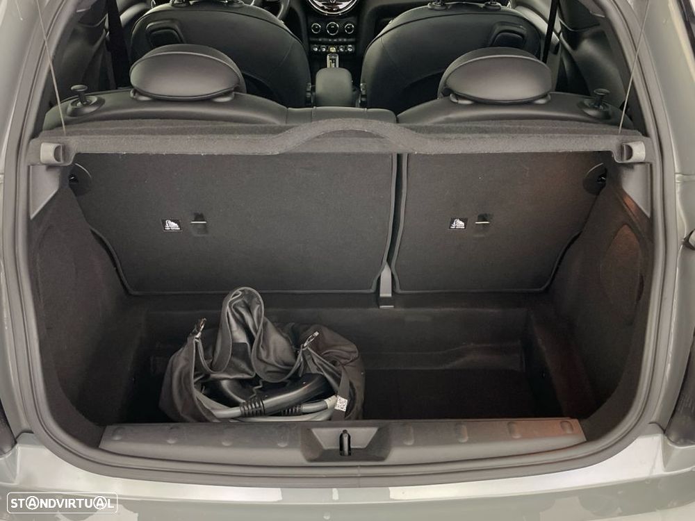 MINI 3 Portas Cooper SE - 13