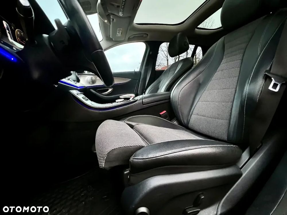 Mercedes-Benz Klasa E 300 d T 9G-TRONIC Avantgarde - 21