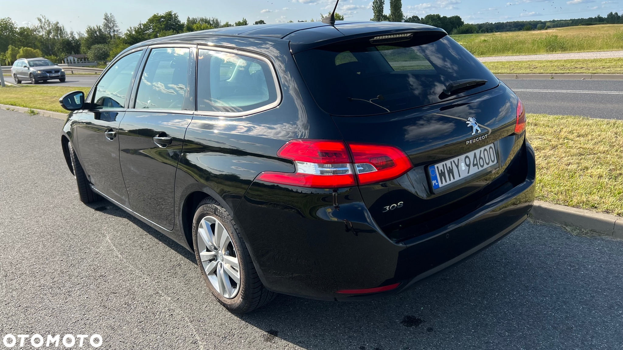 Peugeot 308 1.5 BlueHDi Active S&S EAT8 - 4