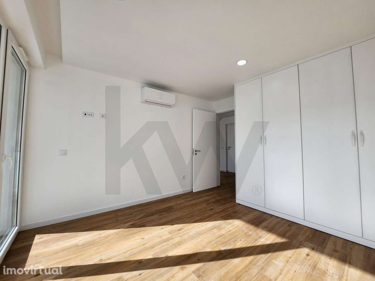 Apartamento T2Duplex com 2 varandas viradas a sul na Beira Mar, na zon - Grande imagem: 5/38