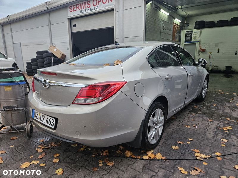 Opel Insignia - 10