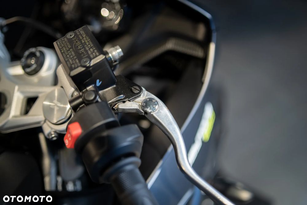 Triumph Daytona - 19