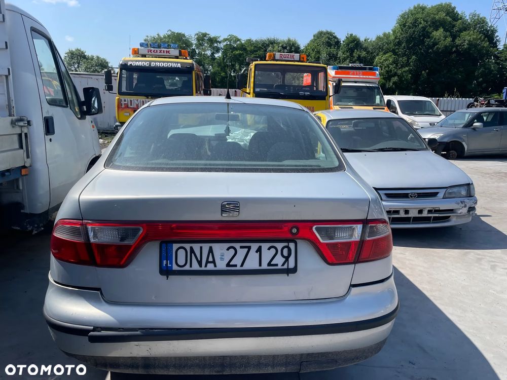 SEAT TOLEDO NA CZĘŚCI!!! Kolor: LB7Z - 3