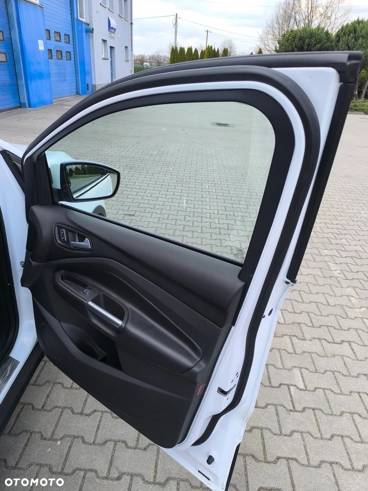 Ford Kuga 2.0 TDCi 4WD Trend - 13