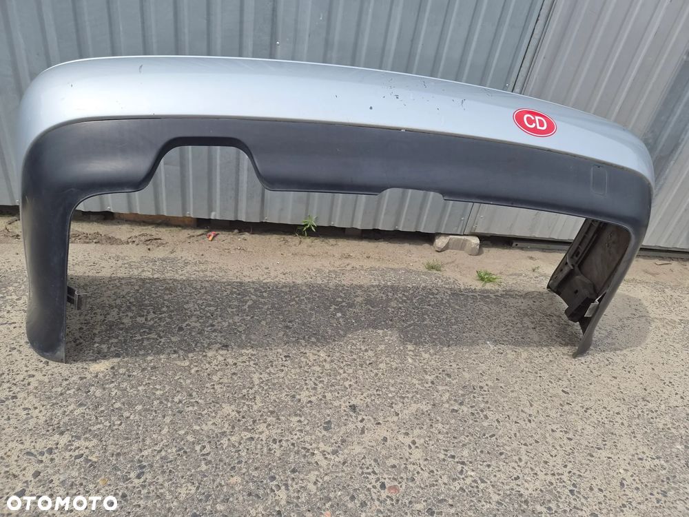 Zderzak tył Audi A8 D2 przewd liftem LY7M - 7