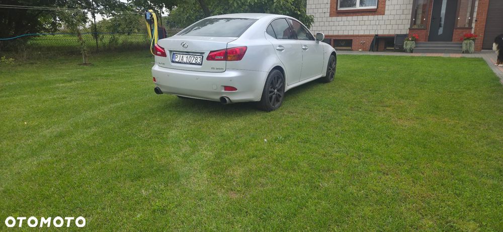Lexus IS 250 Prestige - 3