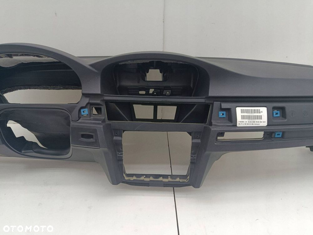 BMW E90 E91 DESKA KONSOLA NAVI KUBKI EUROPA - 3