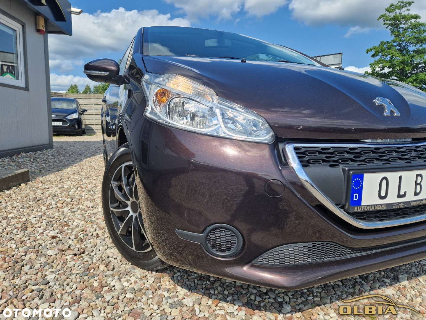Peugeot 208 - 13
