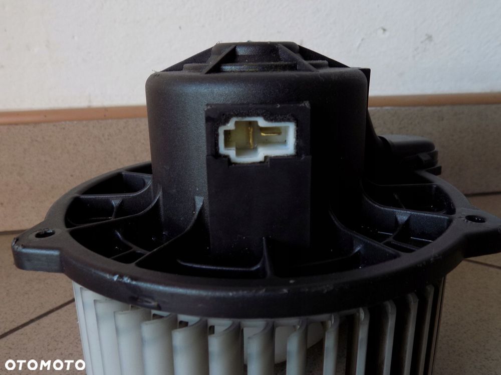 HYUNDAI GETZ LIFT WENTYLATOR NAWIEWU DMUCHAWY - 4