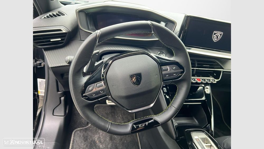 Peugeot 2008 1.2 PureTech GT EAT8 - 10
