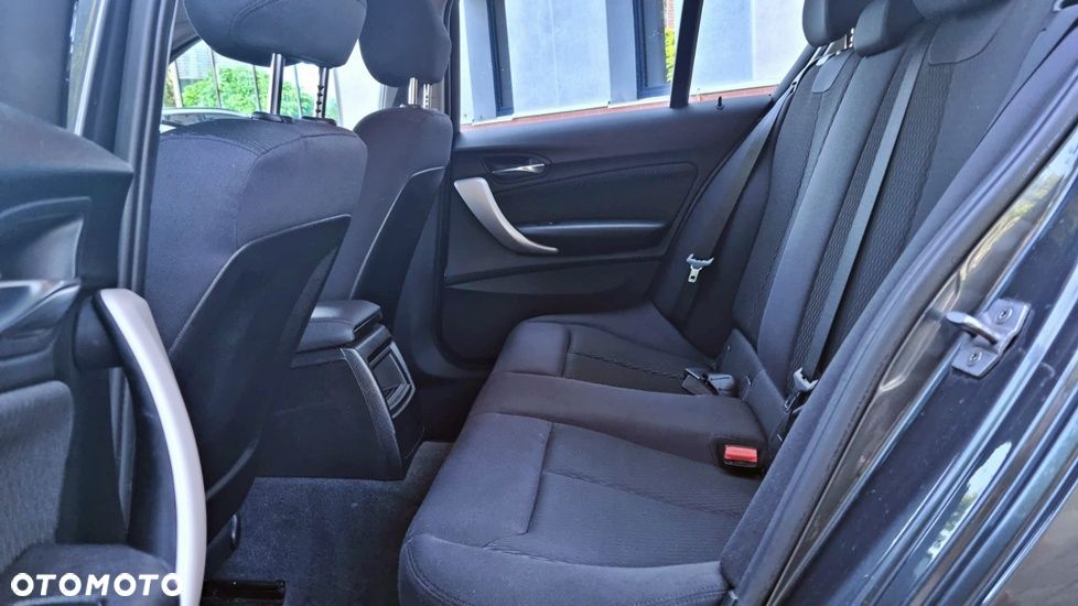 BMW Seria 1 118i Sport Line - 20