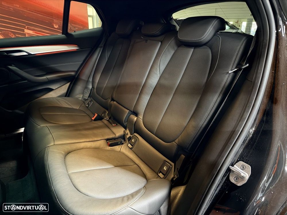 BMW X2 25 e xDrive Pack M — fotografia 9