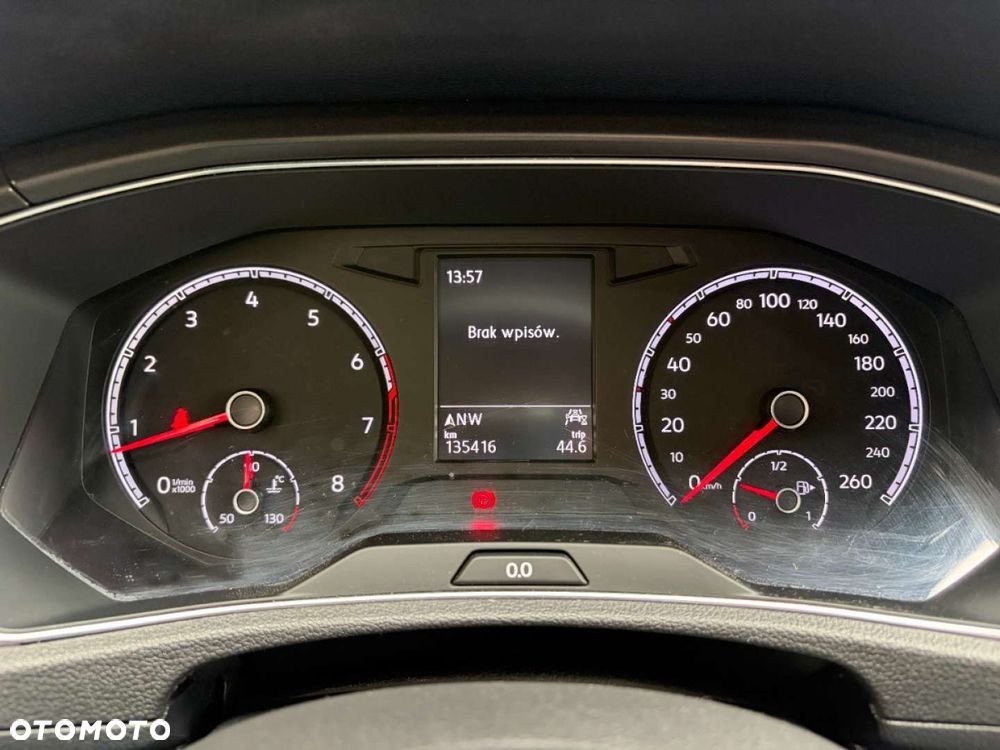 Volkswagen T-Roc 1.5 TSI Style - 7
