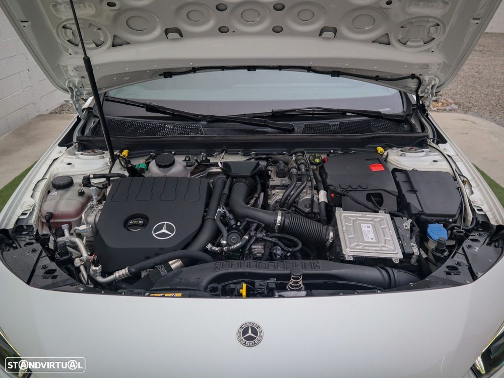 Mercedes-Benz A 250 e AMG Line - 34