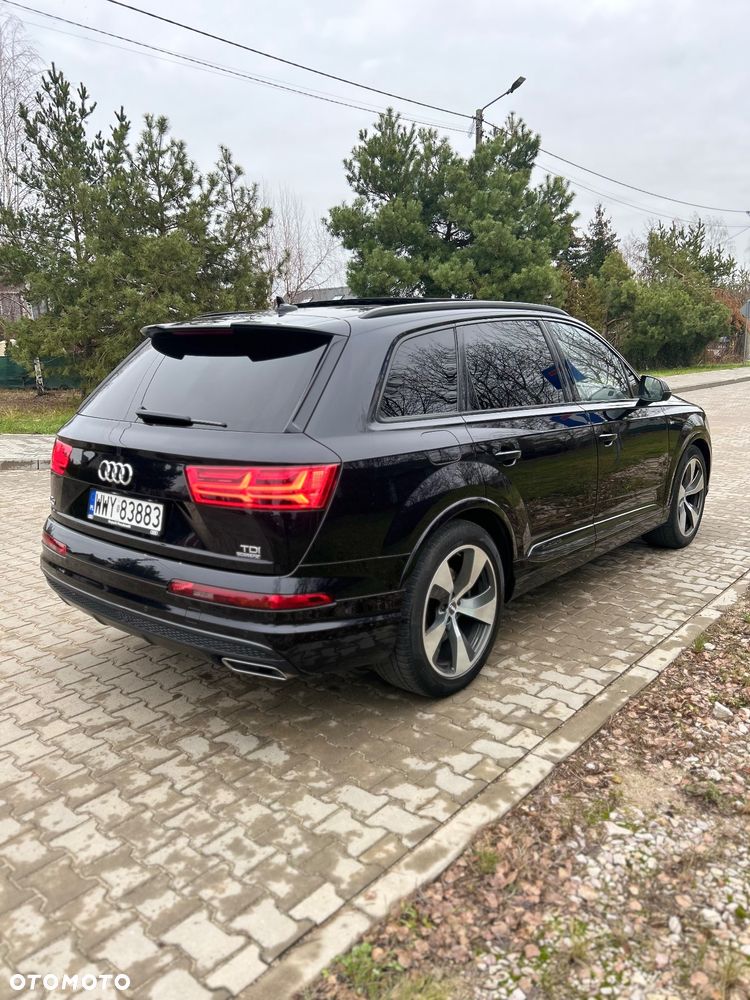 Audi Q7 - 4