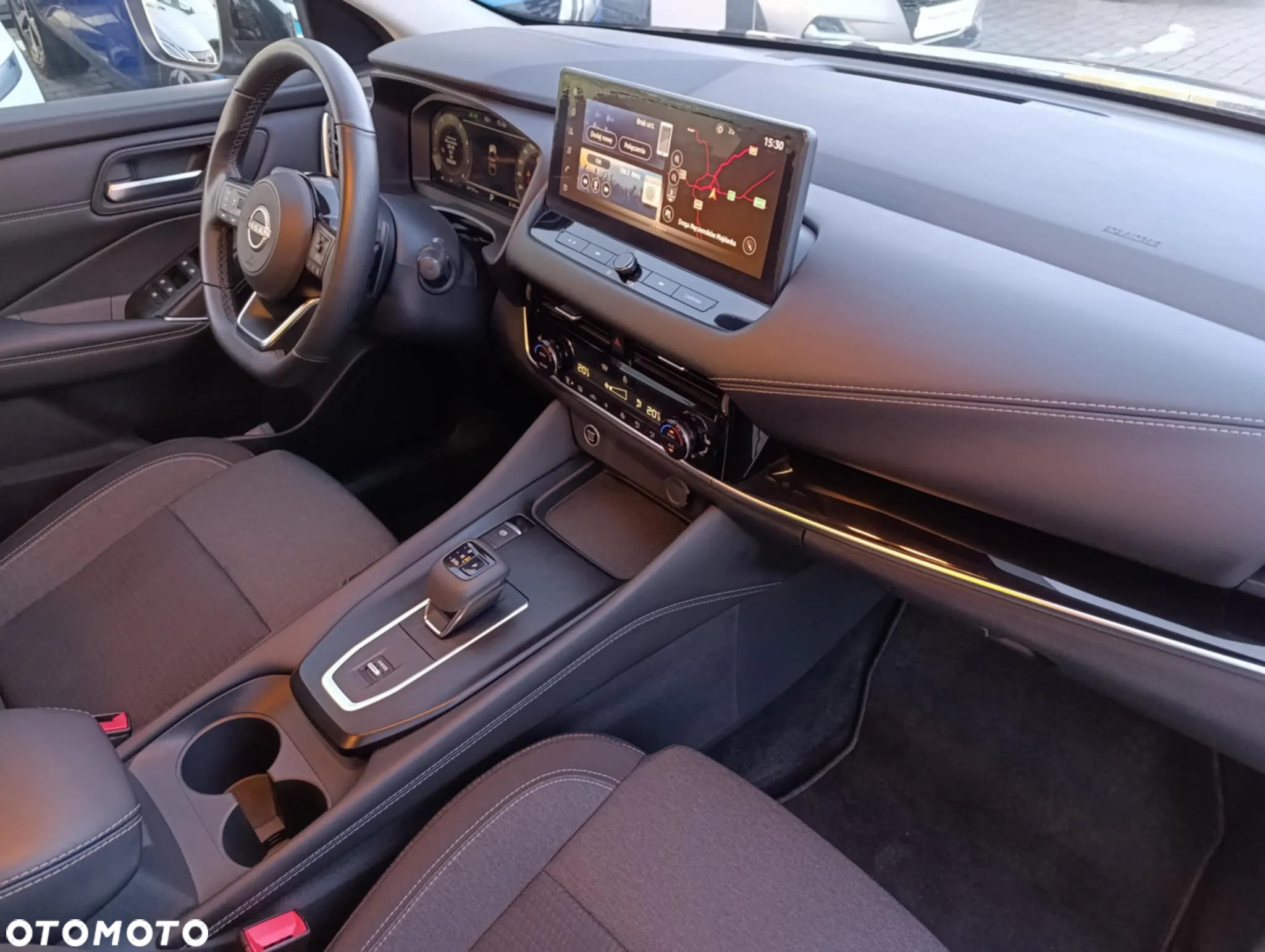 Nissan Qashqai - 11
