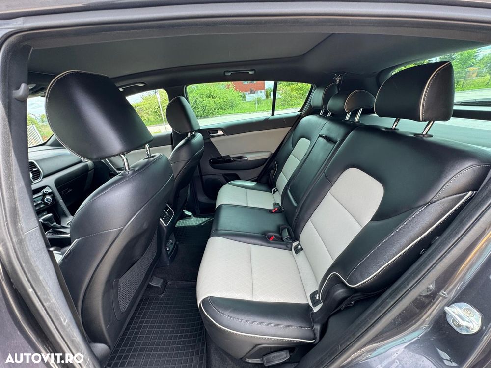 Kia Sportage 1.6 T-GDI 7DCT 4x4 GT Line - 11