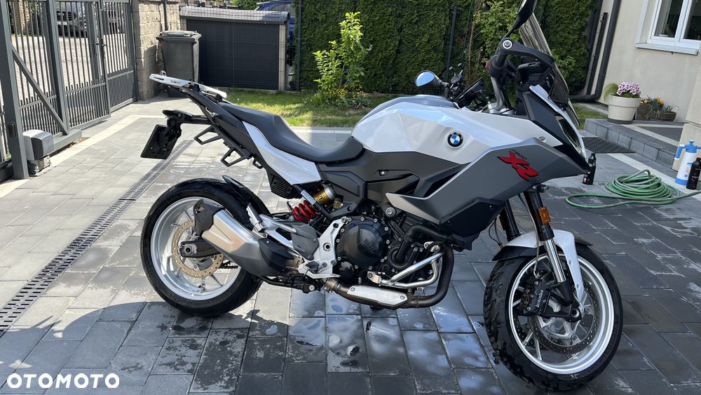 BMW F - 5