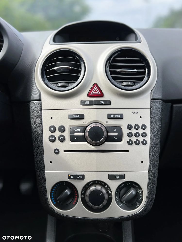 Opel Corsa - 15