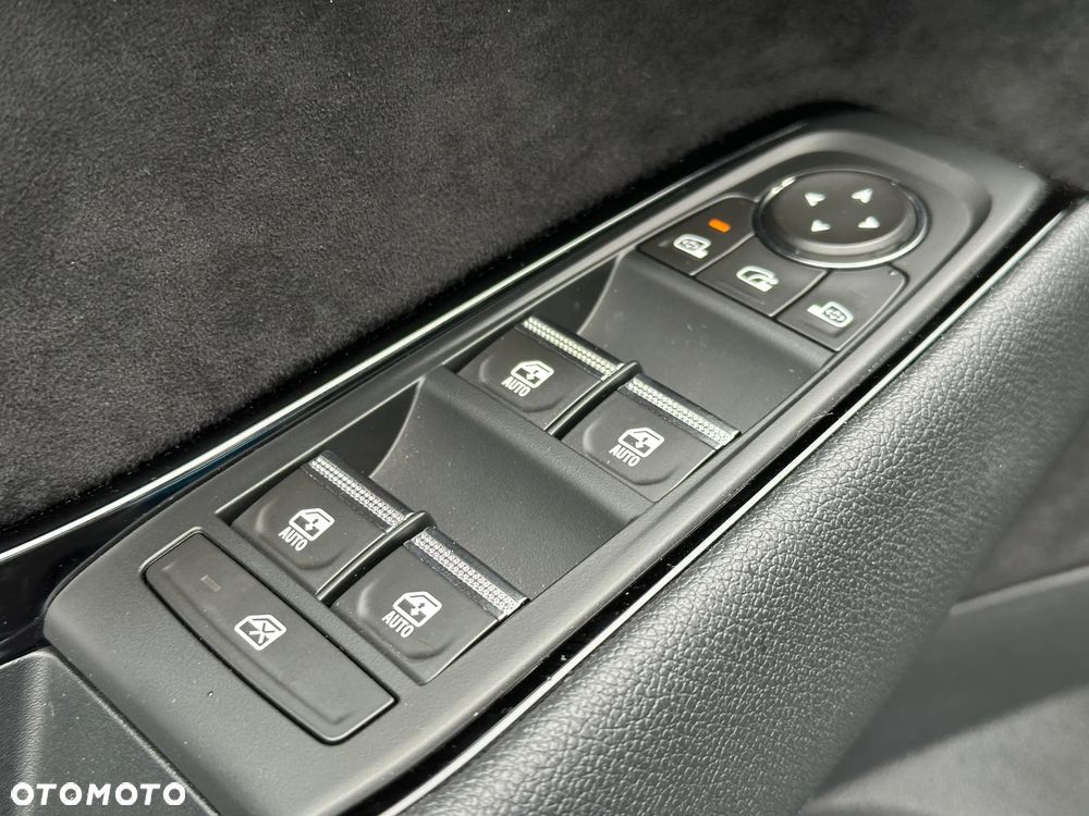 Renault Austral 1.2 E-Tech Full Hybrid 200 Esprit Alpine MMT - 8