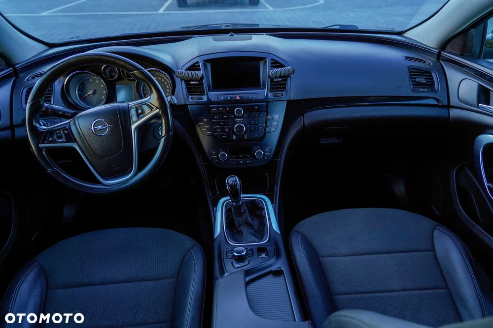 Opel Insignia 2.0 T Cosmo 4x4 - 16