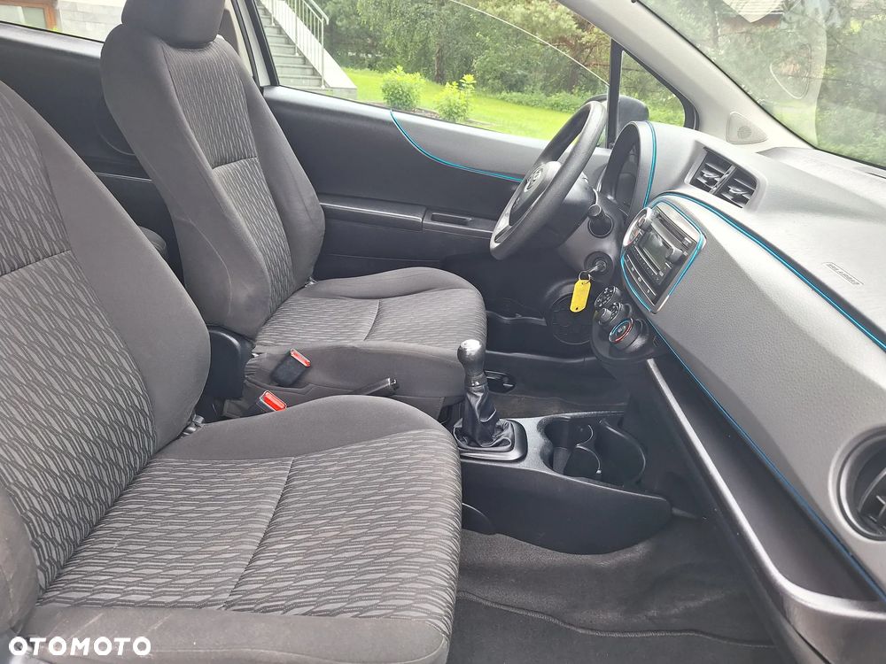 Toyota Yaris - 5