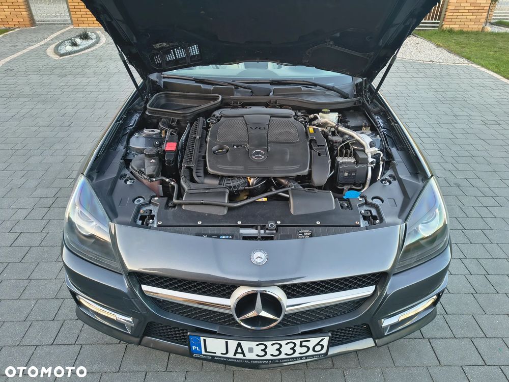 Mercedes-Benz SLK 350 - 11