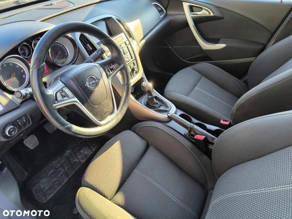 Opel Astra 1.6 Enjoy - 9