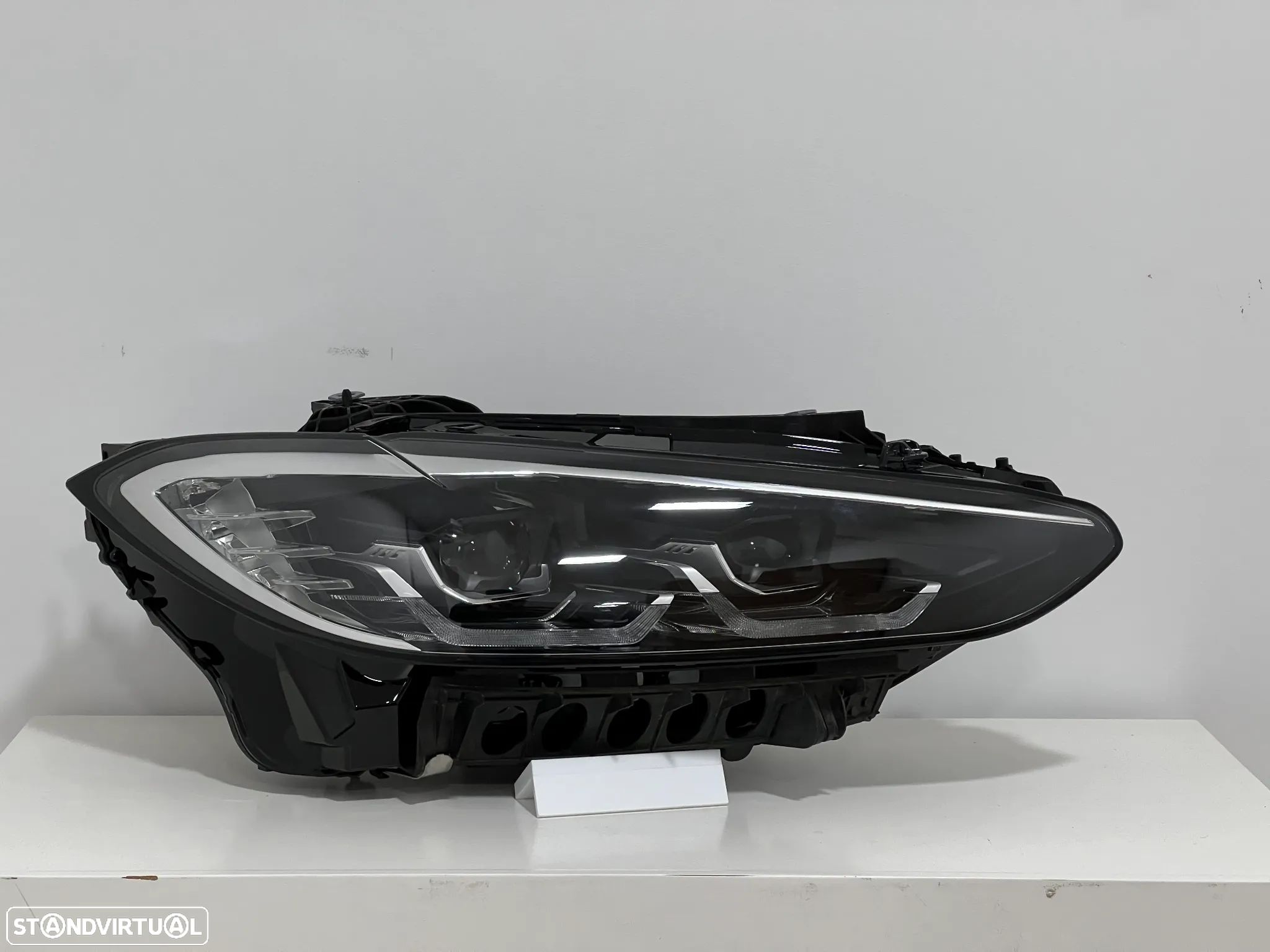 Farol Otica BMW Serie 4 G22/G23 Original LED Direito - 1