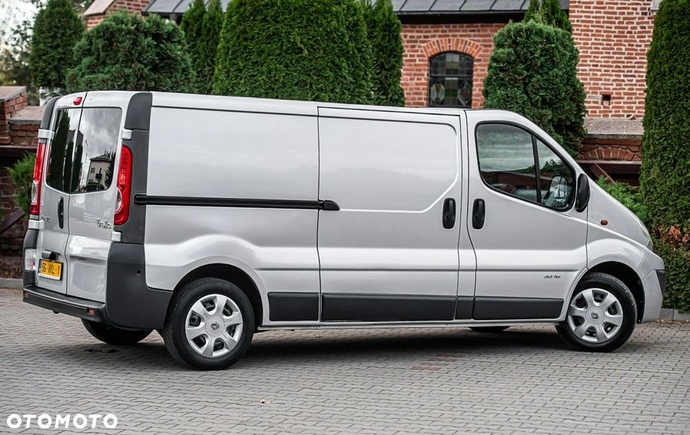 Renault Trafic - 12