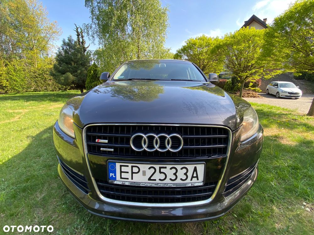 Audi Q7 - 4