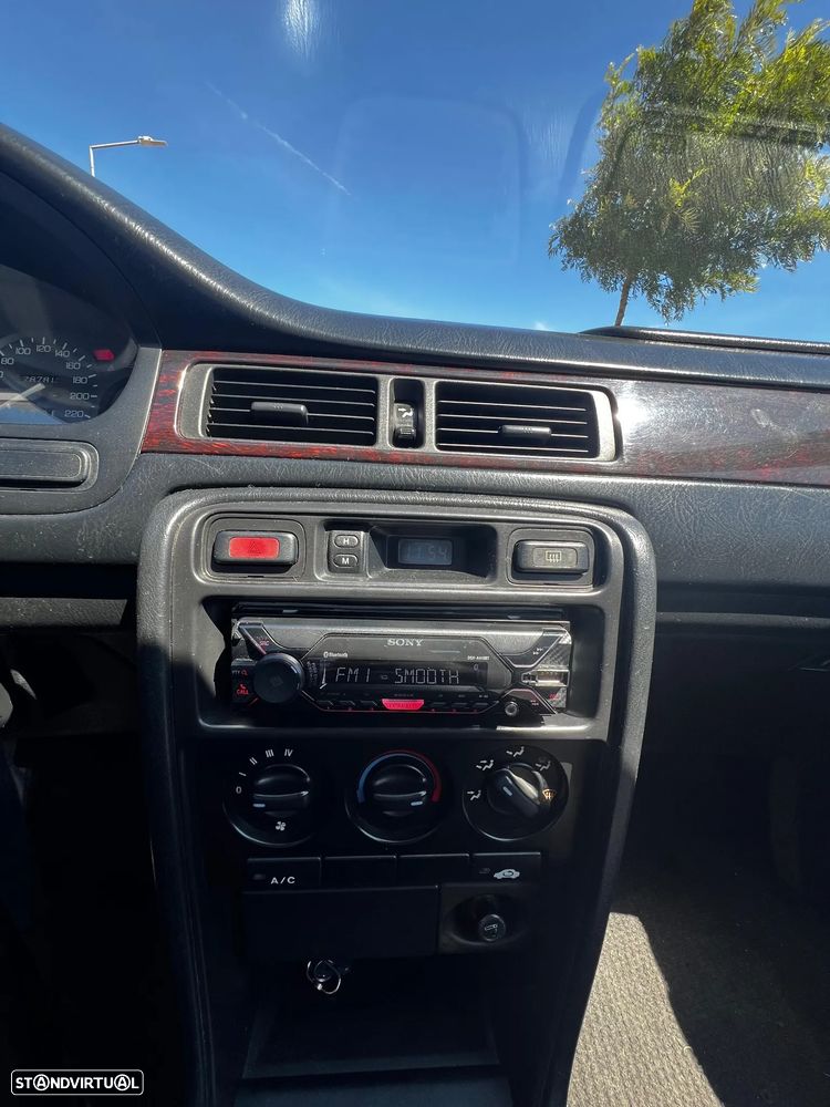 Honda Civic 1.5i LS - 7