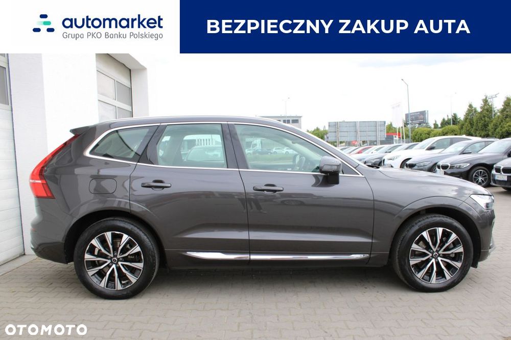 Volvo XC 60 B4 D AWD Plus Bright - 2